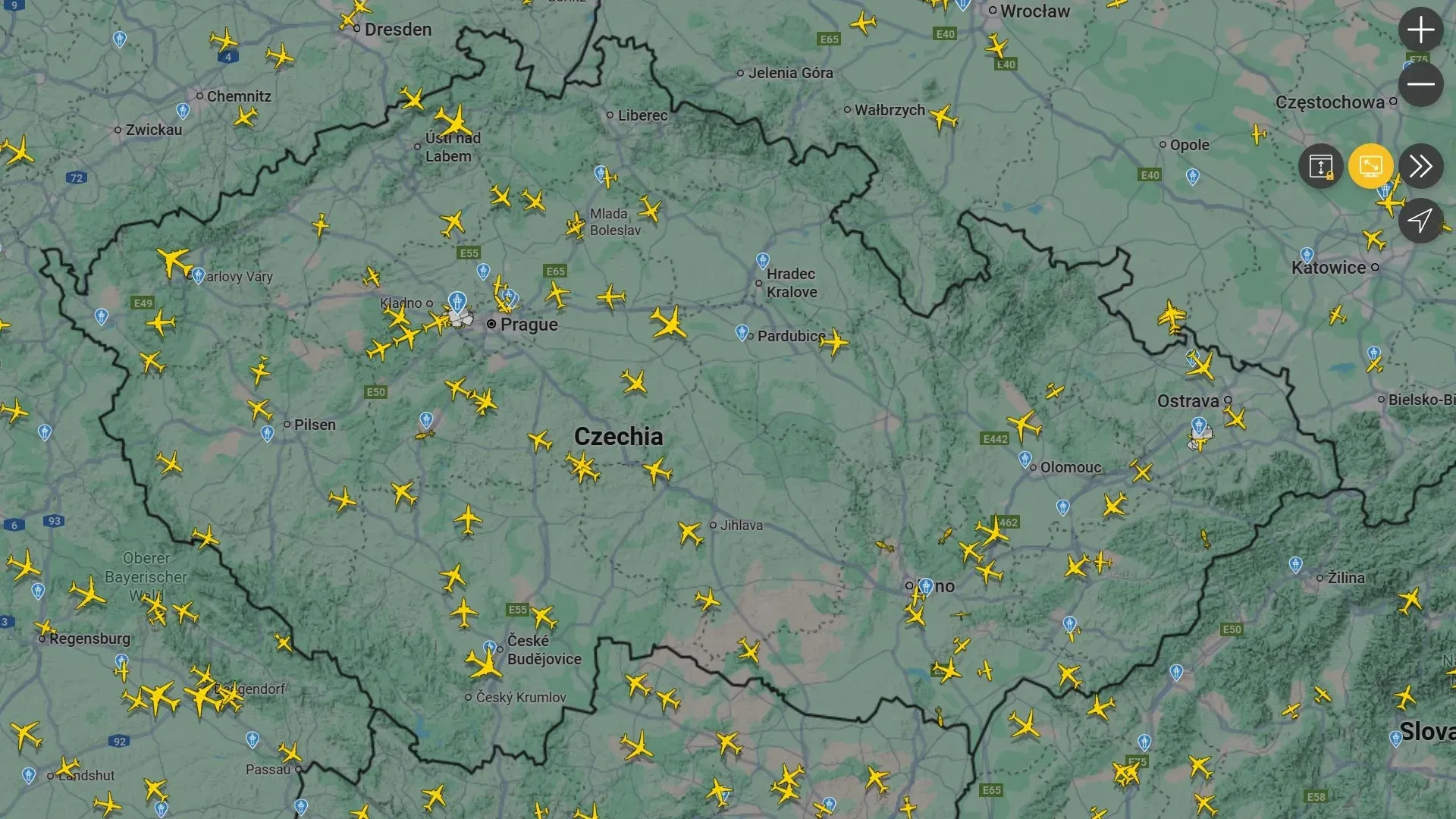 dronpro-flightradar-1920x1080.webp