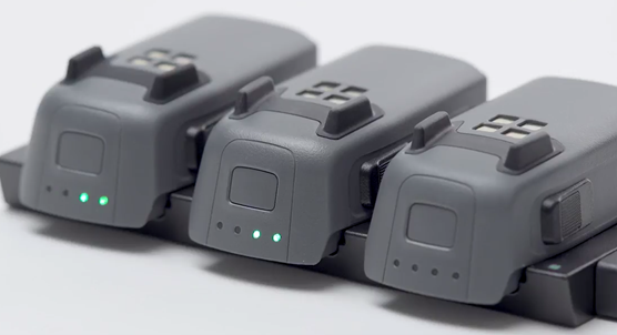 Úroveň nabití baterie dronu DJI