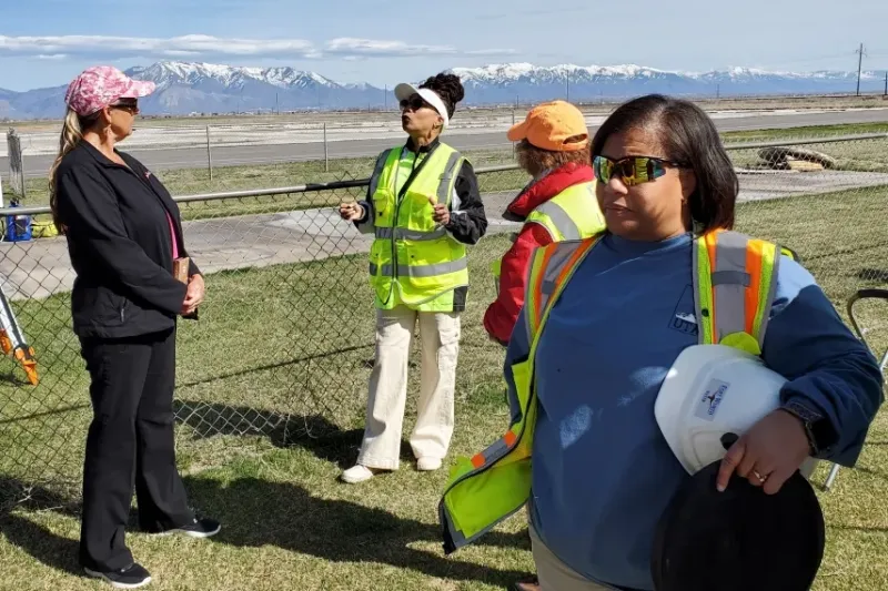 women-and-drones-3-855x570_do