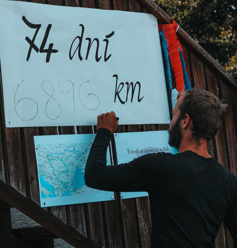 Filip Tomášek na cestách s dronem DronPro1