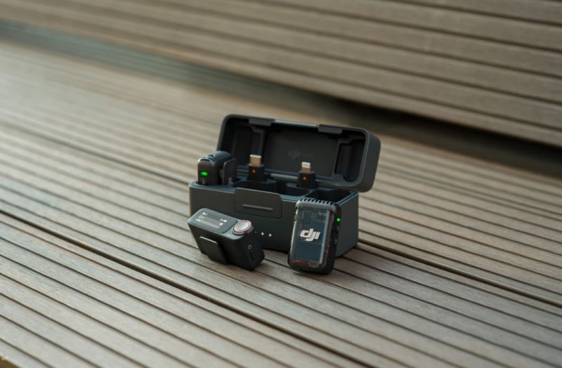 Sada pro audio DJI Mic 2 (1 TX + 1 RX) nabíjecí stanice