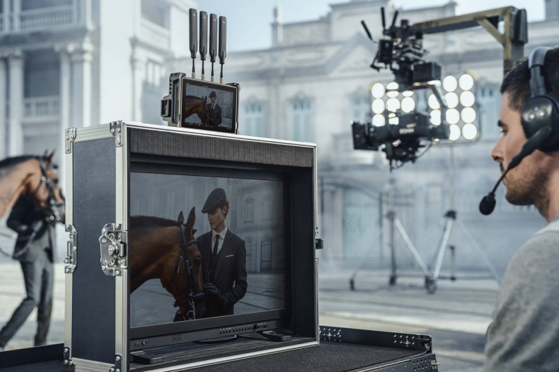 Přenos a náhled s DJI Transmission