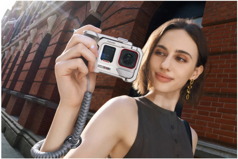 Akční kamera Insta360 Ace Pro 2 -  bílá