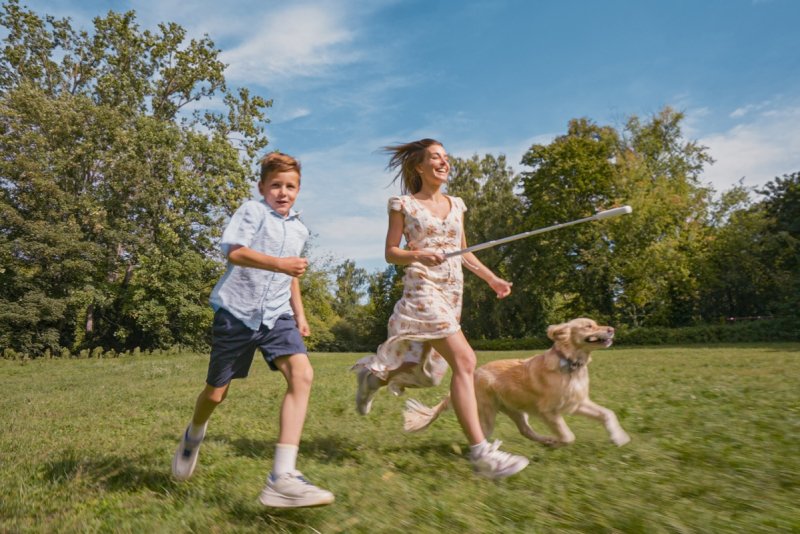 Akční kamera Insta360 X4 Air Starter Bundle - bílá life