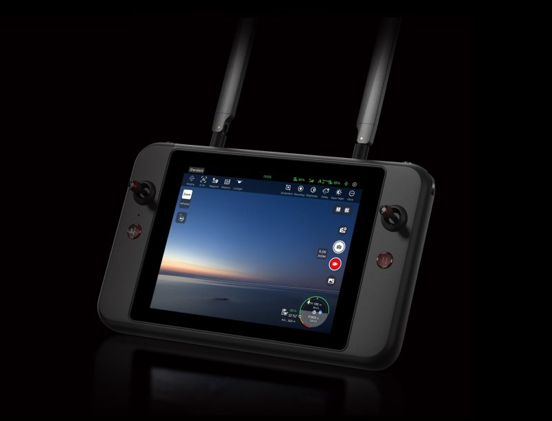 Profesionální aplikace pro ovládání dronů EVO MAX