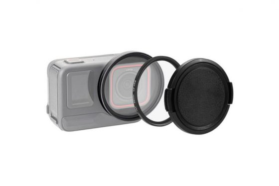 UV filtr s krytkou objektivu na kameru Insta360 Ace Pro