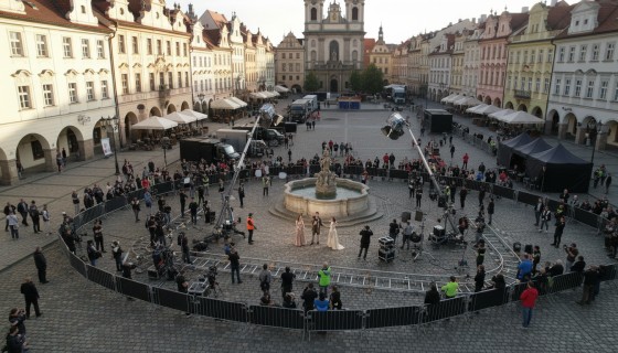 05-tv-reklama-namesti