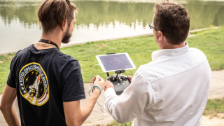 Pilot dronu – specialista na realitní byznys (z dronu, kamera, střih)
