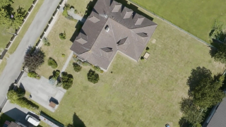 Pilot dronu – specialista na realitní byznys (z dronu, kamera, střih)