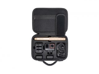 Černé pouzdro s popruhem na kameru Insta360 Ace Pro / Insta360 Ace Pro 2