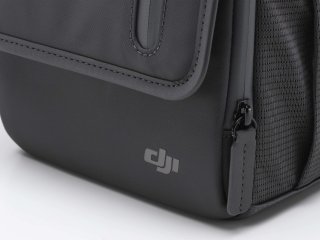 DJI Mavic 2 batoh přes rameno