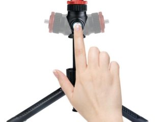 Tripod s prodlužující tyčí na akční kameru