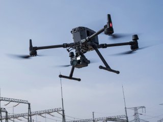 DJI Matrice 350 RTK + Care Enterprise Basic na 1 rok