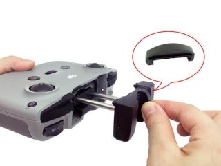 Úchyt k držáku telefonu na dálkovém ovladači