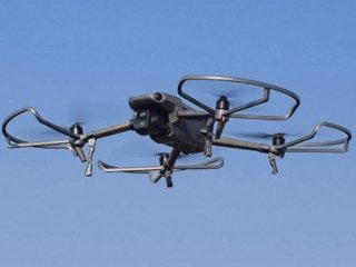 Ochranné oblouky a přistávací nohy na dron DJI Mavic 3