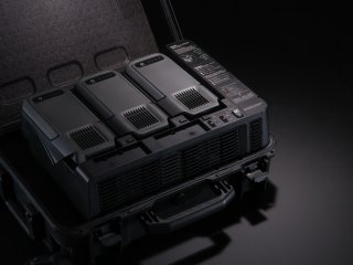 Inteligentní bateriová stanice BS100 pro dron DJI Matrice 400