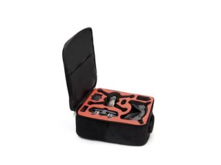 Batoh s pěnovou výplní na DJI FPV závodní dron