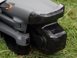 Kryt gimbalu a předních senzorů dronu DJI Air 3