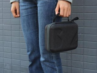 Šedé pouzdro na dálkový ovladač DJI RC Pro