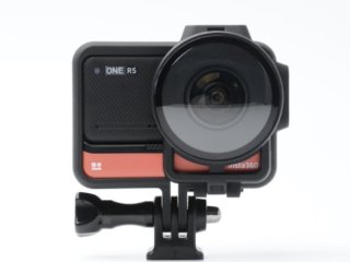 Rám s chráničem objektivu na kameru Insta360 ONE RS