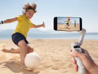 Ruční stabilizátor na mobil DJI Osmo Mobile 7