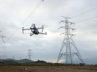 Dron Mavic 2 Enterprise Advanced + DJI Enterprise Shield BASIC