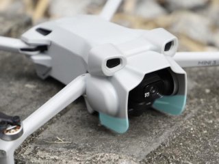 Šedá sluneční clona na dron DJI Mini 3