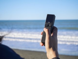 HOVERAir Beacon a sada joysticků