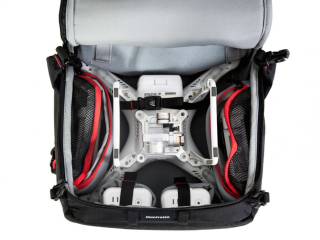 DJI Phantom 3 Standard + 2 baterie navíc + DJI Phantom series batoh