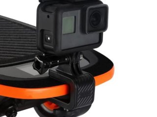 Držák akční kamery na skateboard