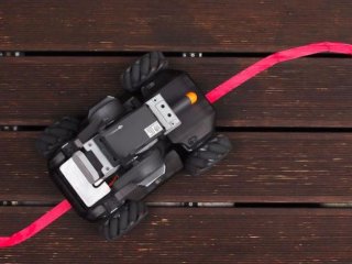 Barevná lepící páska k vytvoření tratě pro DJI RoboMaster S1