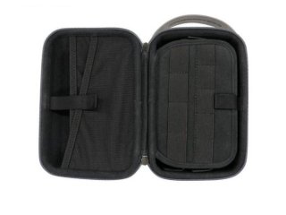 Univerzální pouzdro s nastavitelným vnitřkem