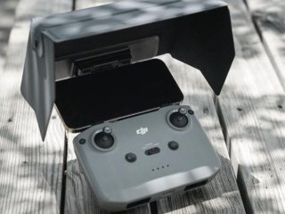 Cynova sluneční clona na dálkový ovladač