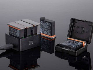 DJI Osmo Action nabíjecí hub + dvě baterie