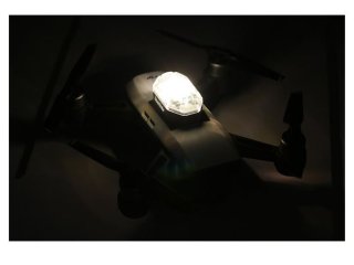 Přídavné blikající LED světlo na drony