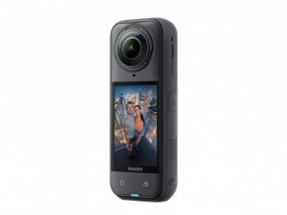 Akční kamera Insta360 X5 Essentials Bundle