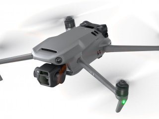 DJI Mavic 3 Fly More Combo