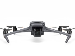 DJI Mavic 3 Fly More Combo