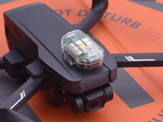 Univerzální stroboskopické světlo na dron