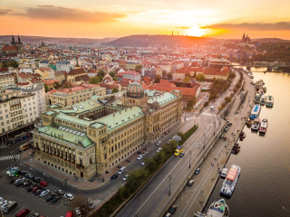 Pilot dronu – specialista na realitní byznys (z dronu, kamera, střih)