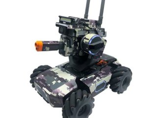 Zeleno-hnědý polep na DJI RoboMaster S1