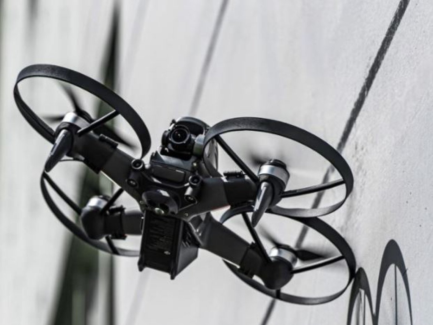 360° ochranné oblouky na DJI FPV závodní dron