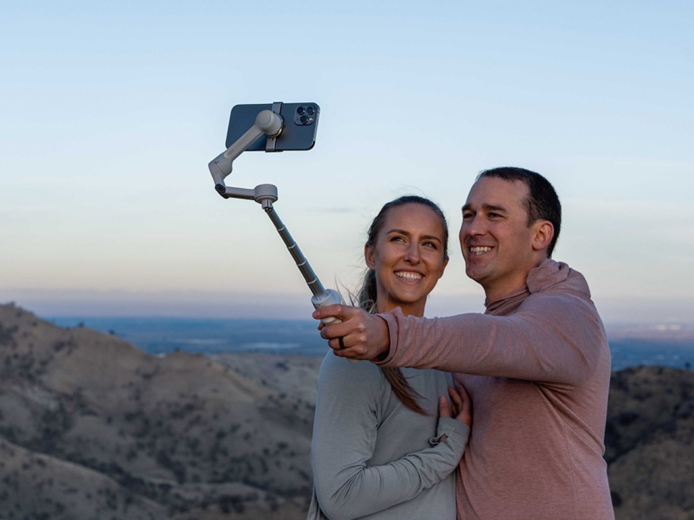 Stabilizátor na telefon Insta360 Flow 2 Standard Bundle - bílý