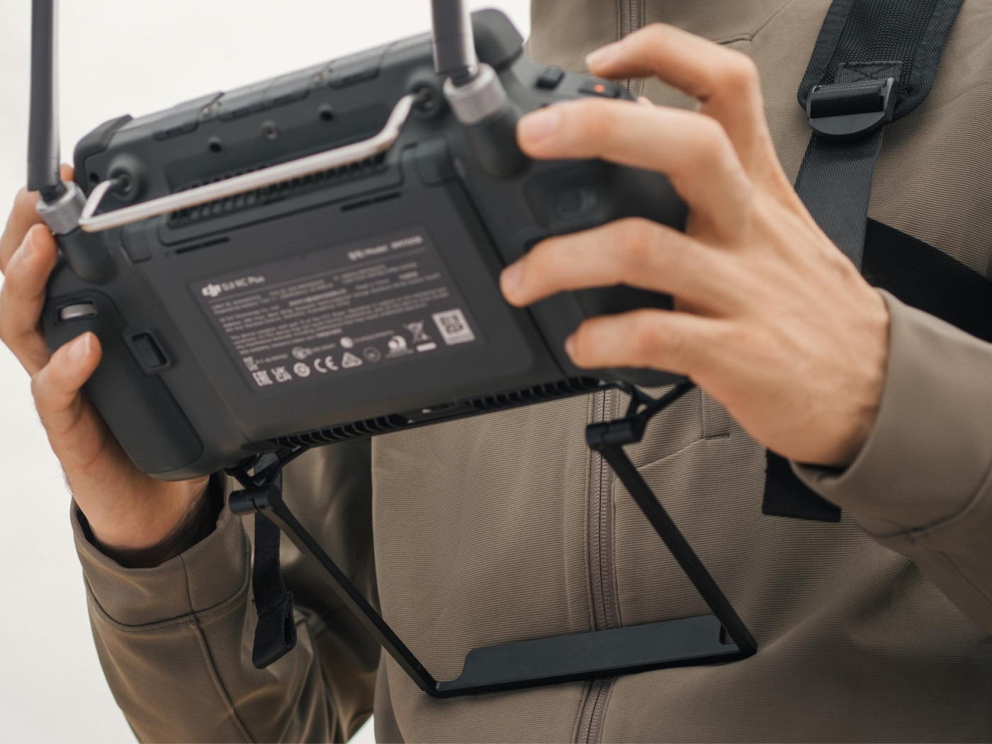 DJI RC Plus podpora dálkového ovladače s popruhem na krk