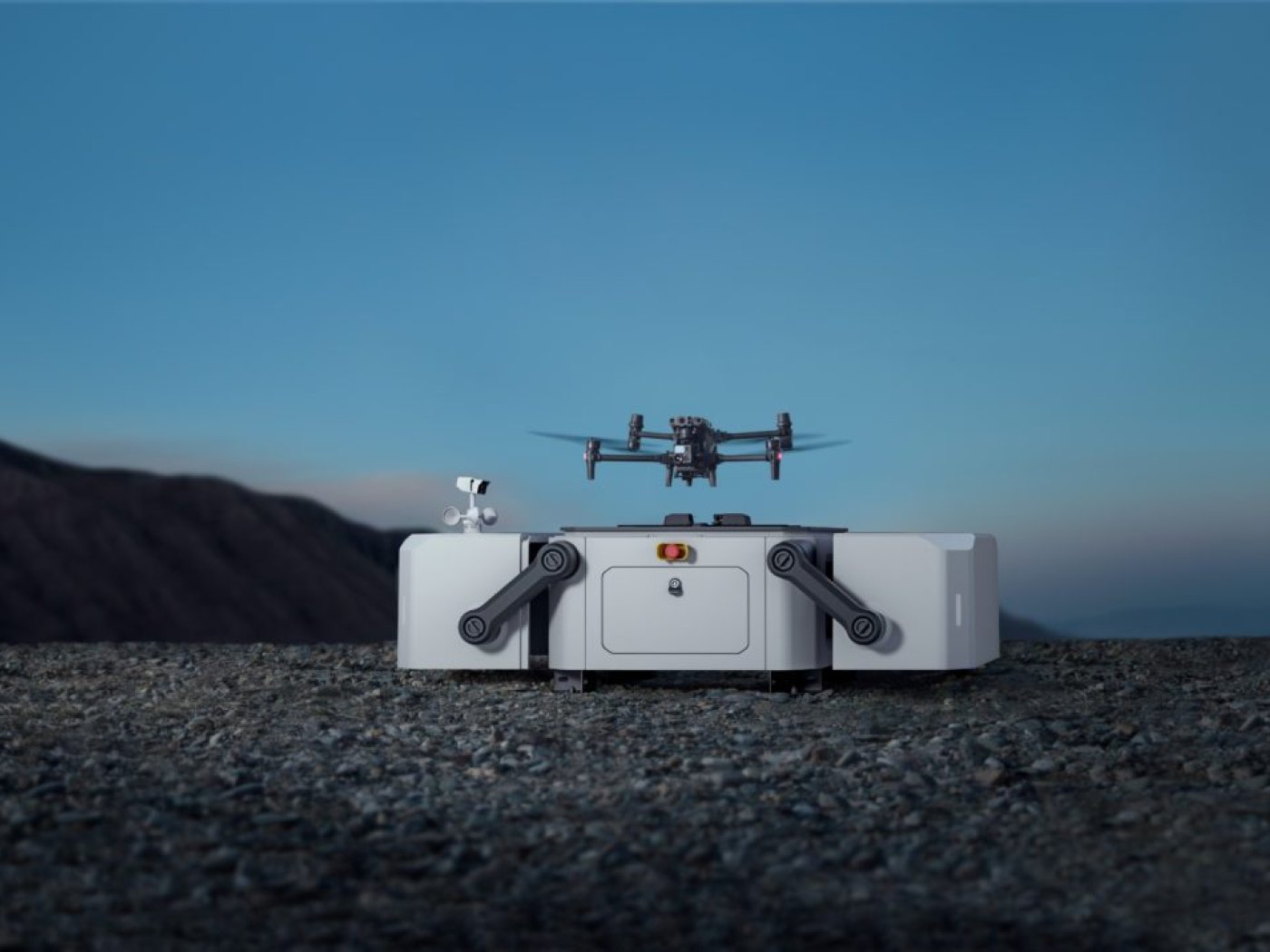 DJI Dock s DJI Matrice 30T v Dock verzi