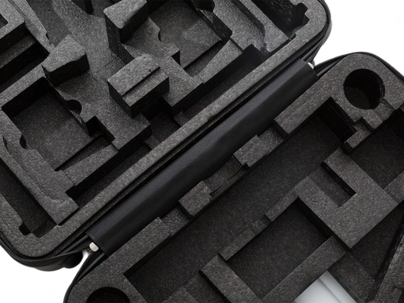 Přepravní kufr s vnitřní pěnovou výplní pro dron DJI Inspire 1