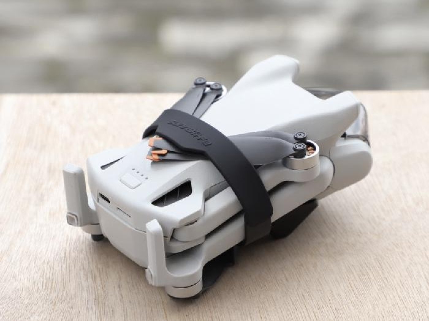 Černý držák vrtulí na dron DJI Mini 3