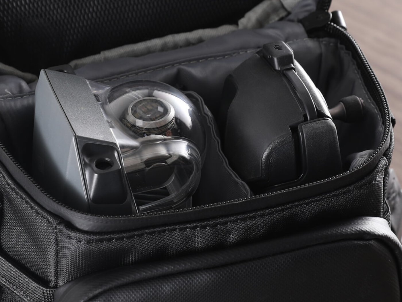 DJI Mavic Pro batoh přes rameno