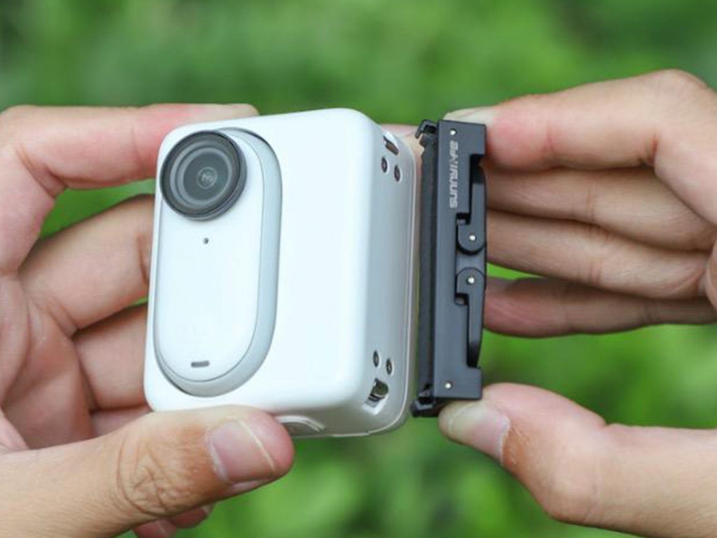 Magnetický adaptér na kameru Insta360 GO 3