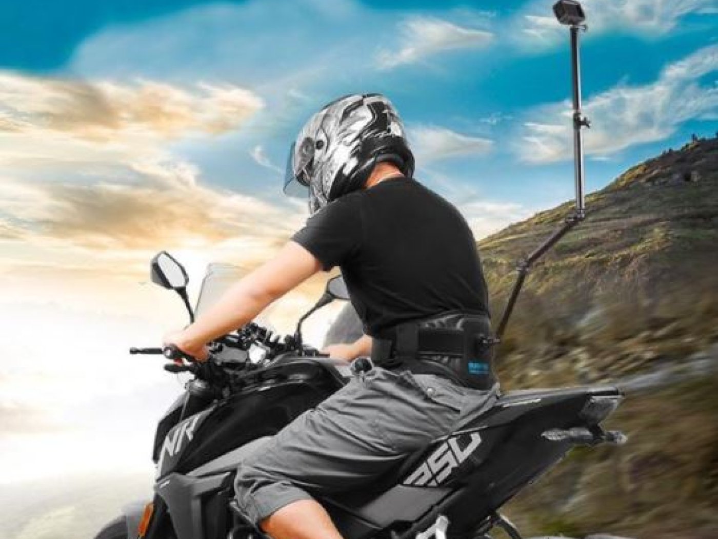 Bederní pás + selfie tyč na kameru Insta360 ONE R